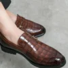 حذاء رجالي بحزام من جلد التمساح مزخرف بإبزيم ديكور أحذية رسمية لحفلات الزفاف 2