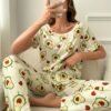 dream adore طقم بلوزة نوم نسائية أكمام قصيرة بطبعة قلب وشورت 3