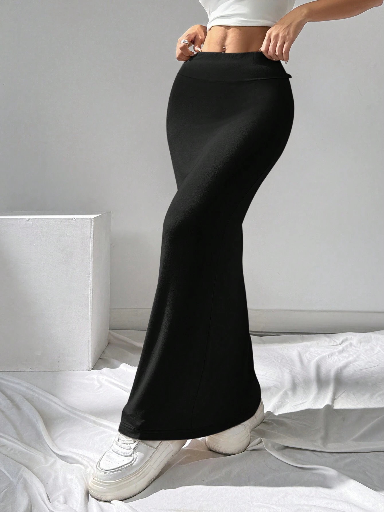 shein ezwear تنورة قلم ضيقة من الأزياء المحبوكة السوداء للنساء 3