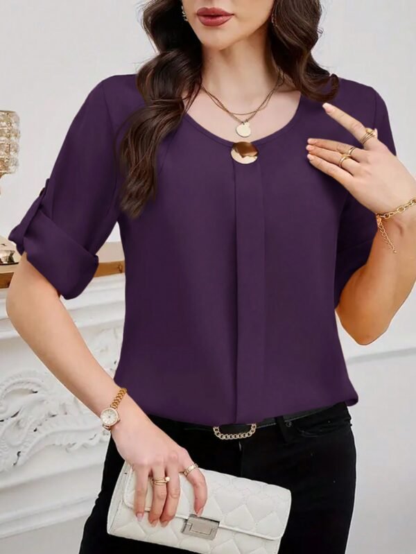 shein clasi بلوزة نسائية بياقة دائرية وأكمام قصيرة وأزرار أمامية سادة، بسيطة وكاجوال للارتداء اليومي 7