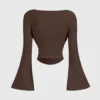shein mod تي شيرت كاجوال للنساء بياقة قارب وأكمام منتفخة وتجاعيد عند الخصر بلون واحد 2