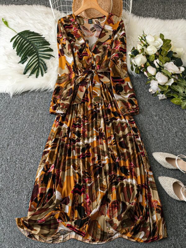 shein franclia فستان طويل مزرر أنيق للنساء بياقة حرف v مزخرف بالزهور وأكمام طويلة وحزام، ملابس النساء الكبيرة الحجم shein franclia فستان طويل مزرر أنيق للنساء بياقة حرف v مزخرف بالزهور وأكمام طويلة وحزام، ملابس النساء الكبيرة الحجم