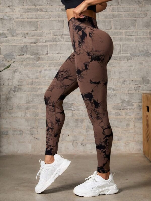 shein sports سروال رياضي بخصر عالي مرن مزخرف بطباعة التيه دايي، مناسب للرياضة كاليوغا 11