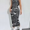 shein ezwear فستان بدون أكمام بطبعة الجريدة 6