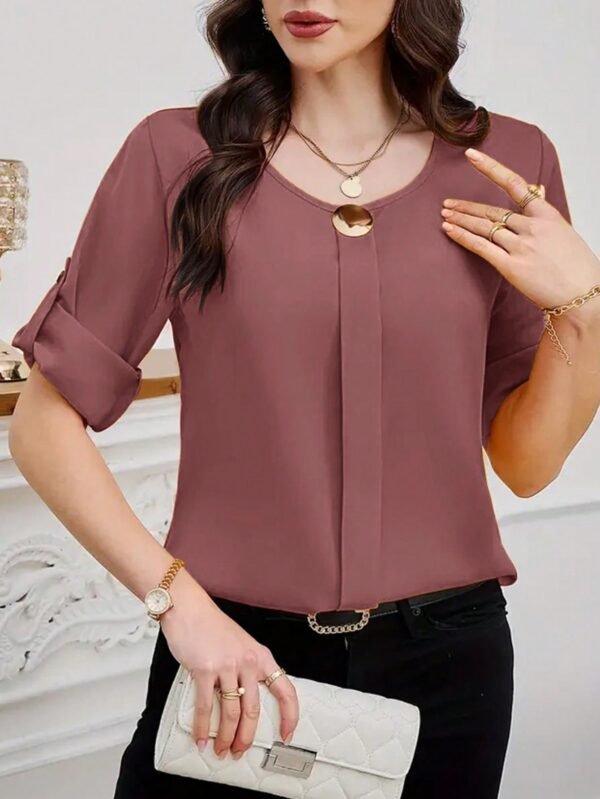 shein clasi بلوزة نسائية بياقة دائرية وأكمام قصيرة وأزرار أمامية سادة، بسيطة وكاجوال للارتداء اليومي 12