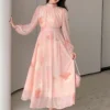 dazy فستان نسائي كبير الحجم بأكمام طويلة مزخرف بالزهور للعطلات، فستان متوسط الطول للربيع/الخريف 2