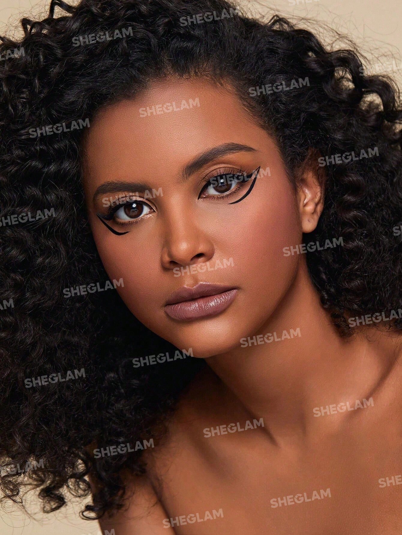 sheglam محدد عيون سائل مقاوم للماء من line & define أسود قلم تحديد عيون غير لامع يدوم طويلاً مقاوم للعرق لا يتلطخ مكياج عيون احترافي لحفلات وعيد الميلاد محدد كحل علامة تجارية جمال مكياج ميكب مستحضرات تجميل للنساء الفتيات مثالي لفصل الصيف الربيع مثالي ل y 7