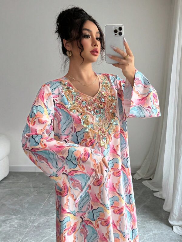 yasmyna فستان نسائي بياقة على شكل حرف v وأكمام طويلة، مطرز بترتر وطباعة ملونة فضفاض، أنيق وأنثوي بطراز عربي رومانسي 1
