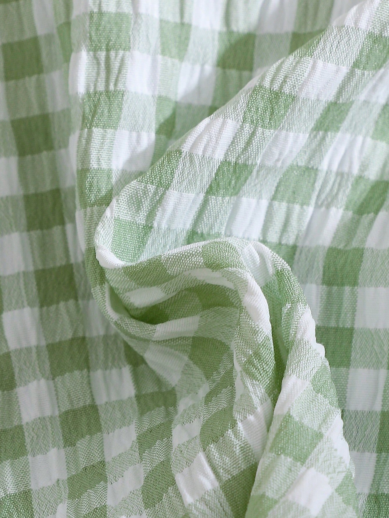 shein vintaside kids طقم صيفي جديد لعام 2025 لفتيات الأطفال والرضع، يتكون من ملابس علوية بلا أكمام ذات نسيج مربعات خضراء فاتحة + شورت بنفس نمط المربعات الخضراء الفاتحة 7