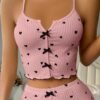 shein بيجامة علوية للنساء بطبعة قلوب وزينة فيونكة 9