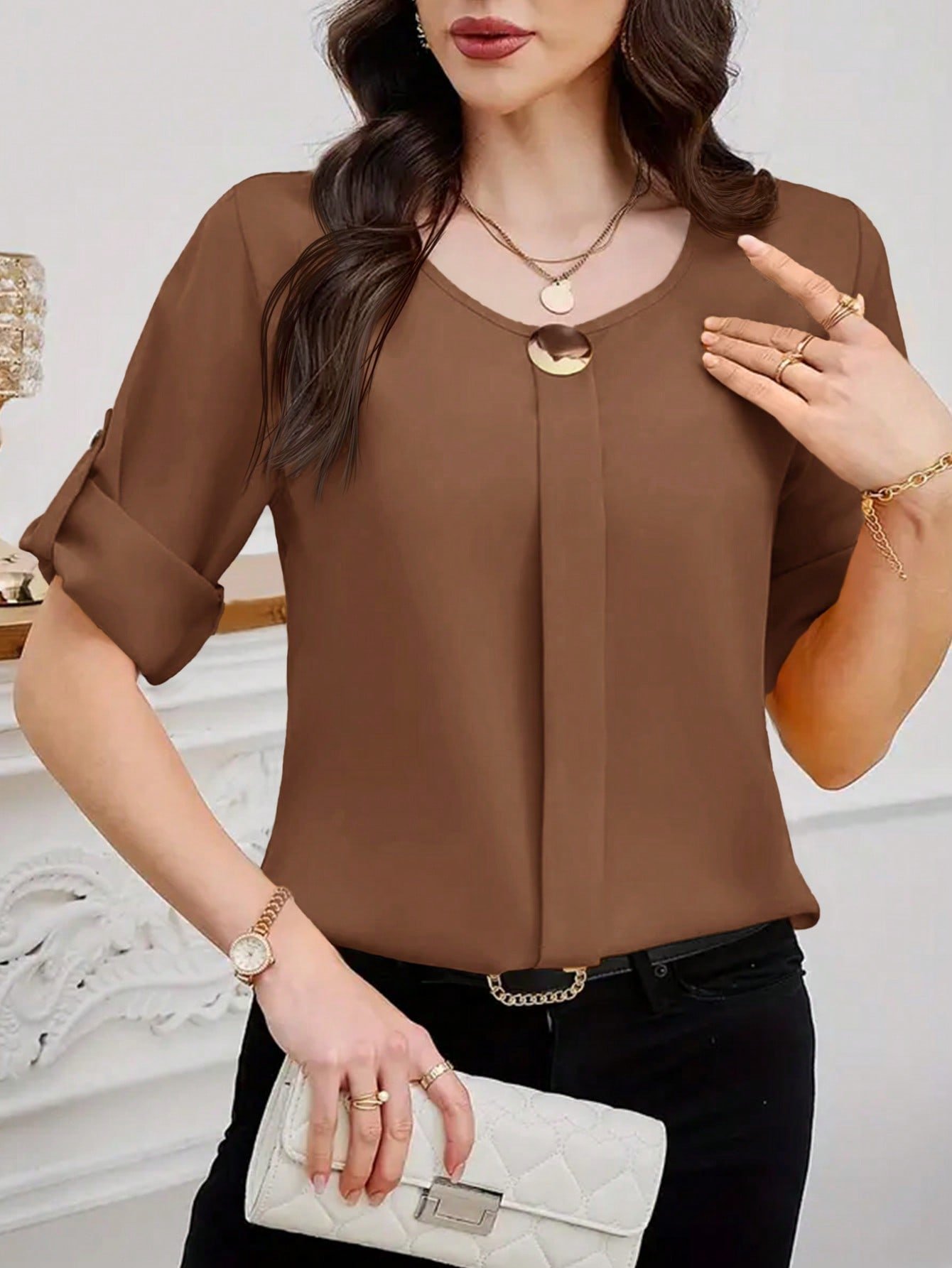 shein clasi بلوزة نسائية بياقة دائرية وأكمام قصيرة وأزرار أمامية سادة، بسيطة وكاجوال للارتداء اليومي 5
