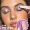 sheglam عصا ظلال العيون الكريستالية متعددة الاستخدامات بلون فضي لامع لامع يدوم طويلاً وذو صبغة عالية علامة تجارية جمال مكياج ميكب مستحضرات تجميل للنساء الفتيات مثالي لفصل الصيف الربيع مثالي ل y2k أزياء أنيقة عيد الأم هدية حفلة جاهز أفضل لون 6