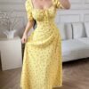 modelyn فستان صيفي قصير بأكمام قصيرة وياقة مربعة مزخرف بنقوش زهور صغيرة وشق، فساتين سهرة طويلة 3