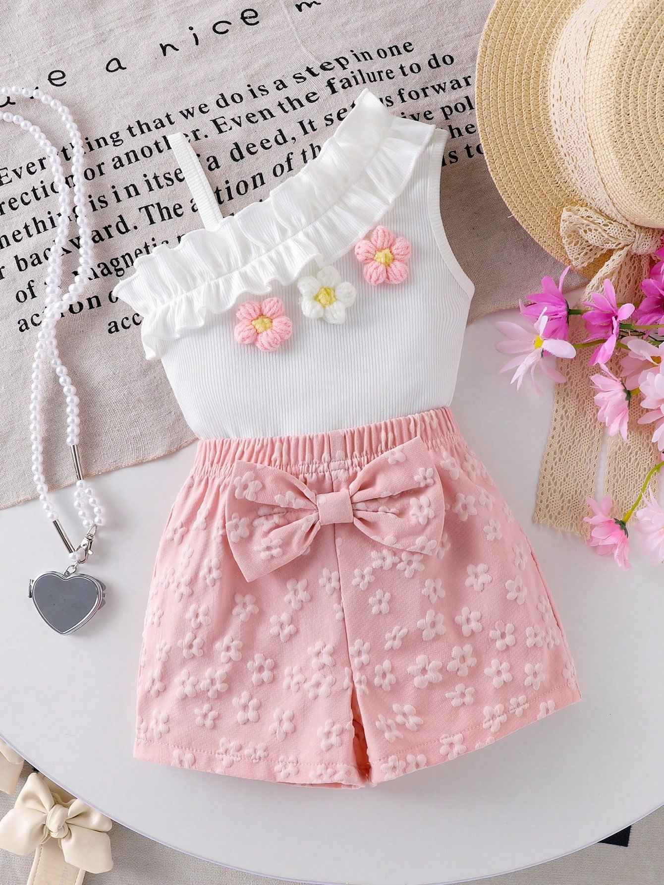 shein elladie kids ملابس صيفية كيوت للبنات الرضع من قطعتين، تتكون من ملابس علوية كتف واحد مزخرفة بالأزهار باللونين الوردي والأبيض، وشورت بخصر مطاطي، مناسبة لملابس عيد الميلاد 8
