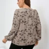 shein clasi بلوزة سيدة بطبعات زهرية أنيقة مقاسات كبيرة بياقة كشكشة وأكمام طويلة 9