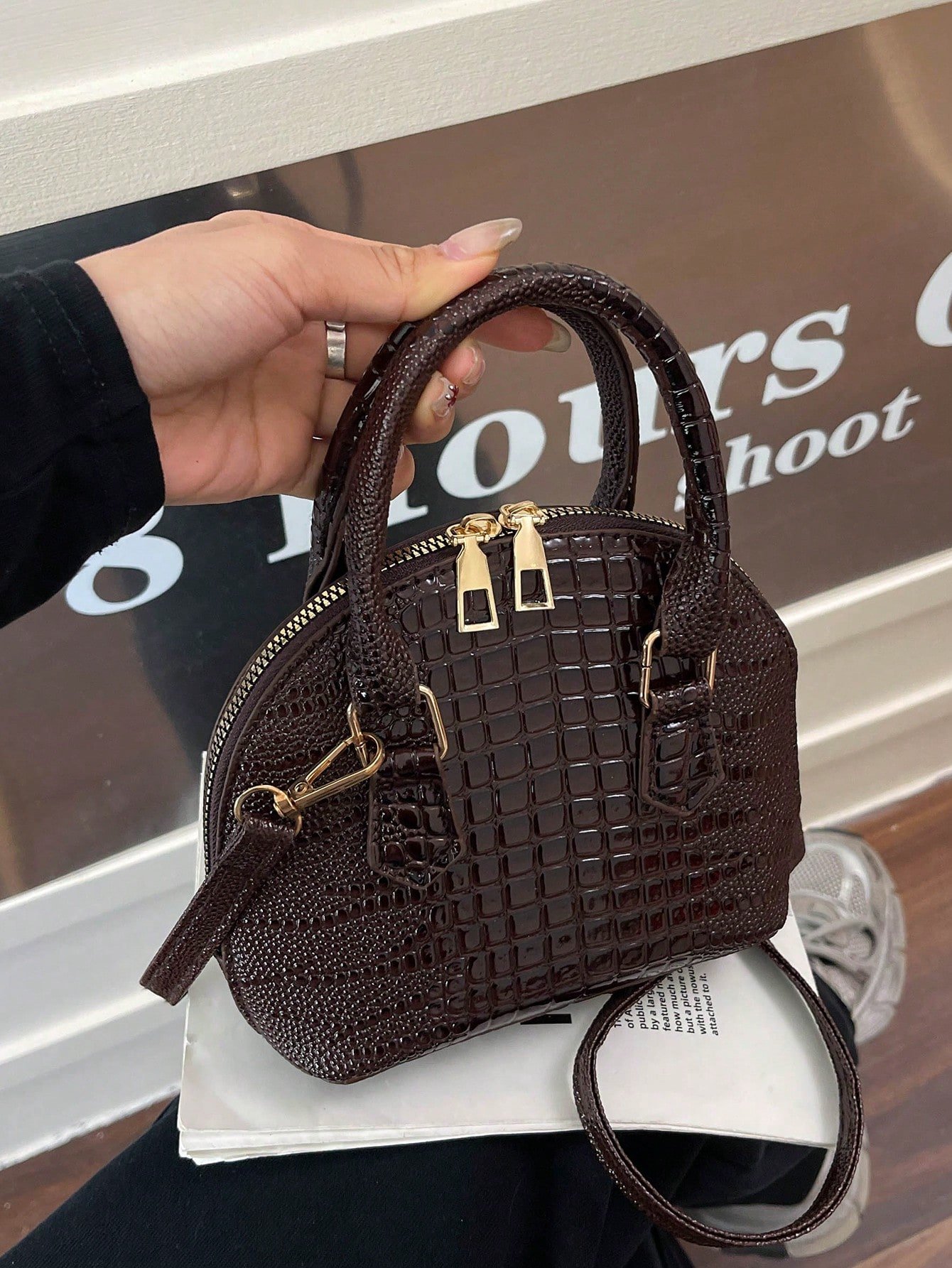 حقيبة تسوق من الجلد المبطن الصناعي البي يو باللون الأحادي ذات طراز كلاسيكي موضة، حقيبة كروس محمولة باليد محكمة الإغلاق، حقيبة سفر بسيطة للعطلات مع حزام كتف قابل للتعديل، حقيبة كتف للعمل المكتبي 2