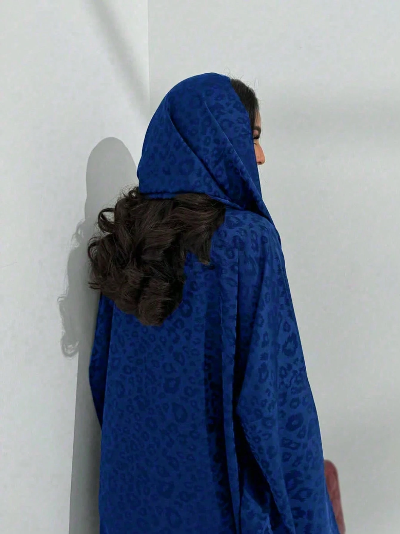 مجموعة رداء حمام نسائي بطبعة نمر أسود أنيق ذو لون أحادي، تشمل 1 وشاح، مناسب للاستخدام اليومي والعطلات 7
