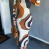 inawly فستان نسائي برقبة دائرية وطبعة خطوط مجردة و تصميم عصري ملائم وذات أكمام طويلة 5