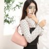 حقيبة كتف نسائية بملمس الليتشي من البولي يوريثان، حقيبة كتف أنيقة للسيدات، حقيبة يد بسحاب وحزام معصم من جلد اصطناعي أحادي اللون، بطانة من البوليستر، حقيبة إبط متعددة الوظائف، حقيبة إبط مزينة بترتر بملمس الليتشي، حقيبة يد بتصميم فريد، حقيبة كتف، حقيبة يد ب 7