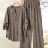 shein lune بدلة كاجوال للنساء تتكون من قميص بياقة على شكل حرف v وأكمام مكسرة، وبنطال ذو ساق واسعة 12