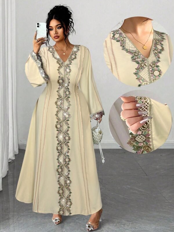 shein petite curve فستان طويل مزين بالدانتيل الأنيق، خريف/شتاء shein petite curve فستان طويل مزين بالدانتيل الأنيق، خريف/شتاء