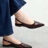 cuccoo bizchic أحذية نسائية بسيطة ذات لون أحادي بأصبع قدم مدبب، أحذية مسطحة أساسية للتنقل اليومي بلون قهوة بدون ظهر، مناسبة للاستخدام في مكان العمل 7