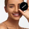 sheglam بودرة تثبيت مخبوزة متوهجة بودرة تثبيت سائبة للتحكم في الزيوت من كابتشينو، شفافة، خالية من المسام، خالية من العيوب، تنعم الخطوط الدقيقة، بودرة متوهجة، بودرةوينتر بودره علامة تجارية جمال مكياج ميكب مستحضرات تجميل للنساء الفتيات مثالي لفصل الصيف الرب 11