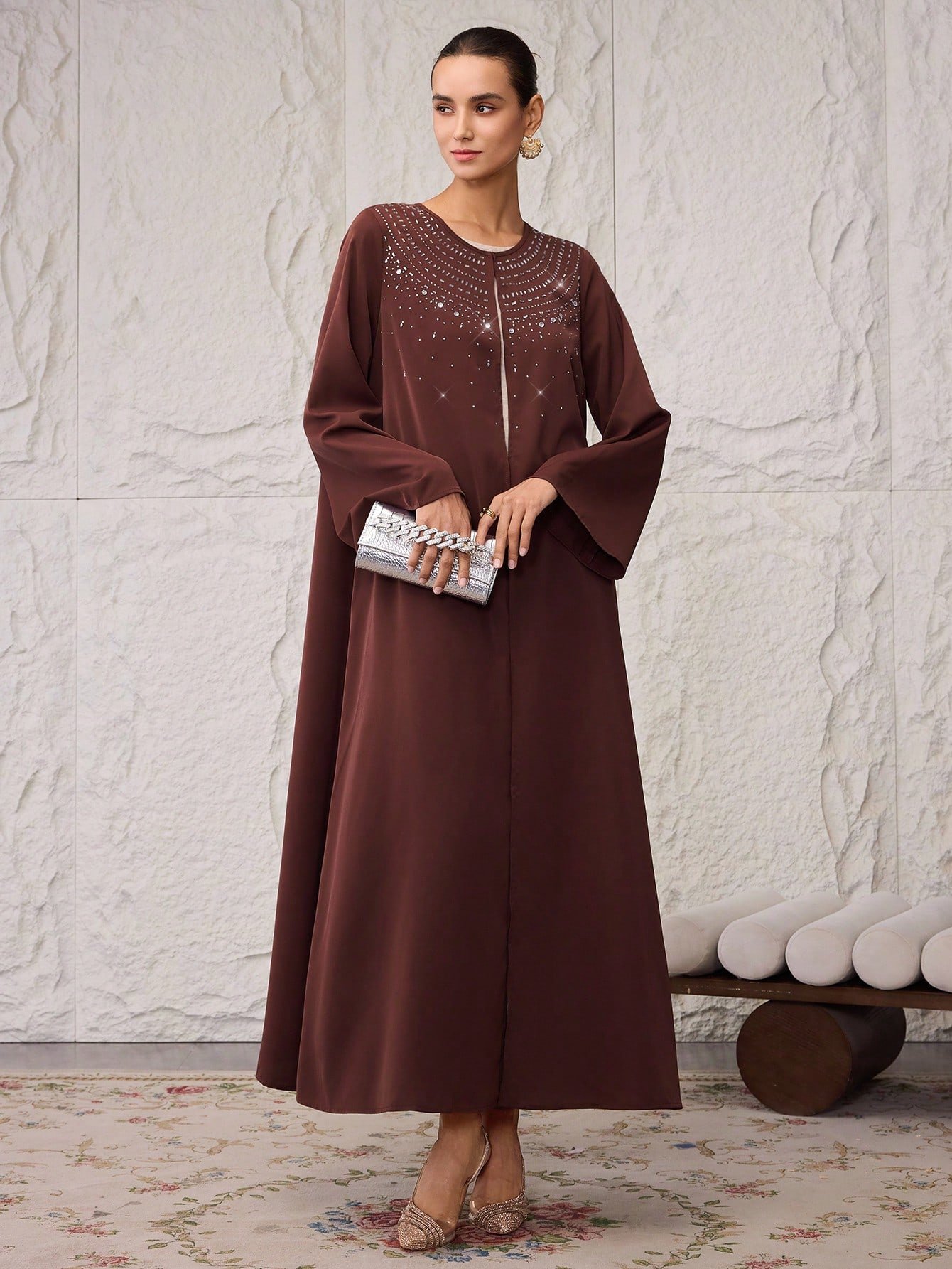 al najma عباءة نسائية أنيقة مزينة بالراين للحفلات 5