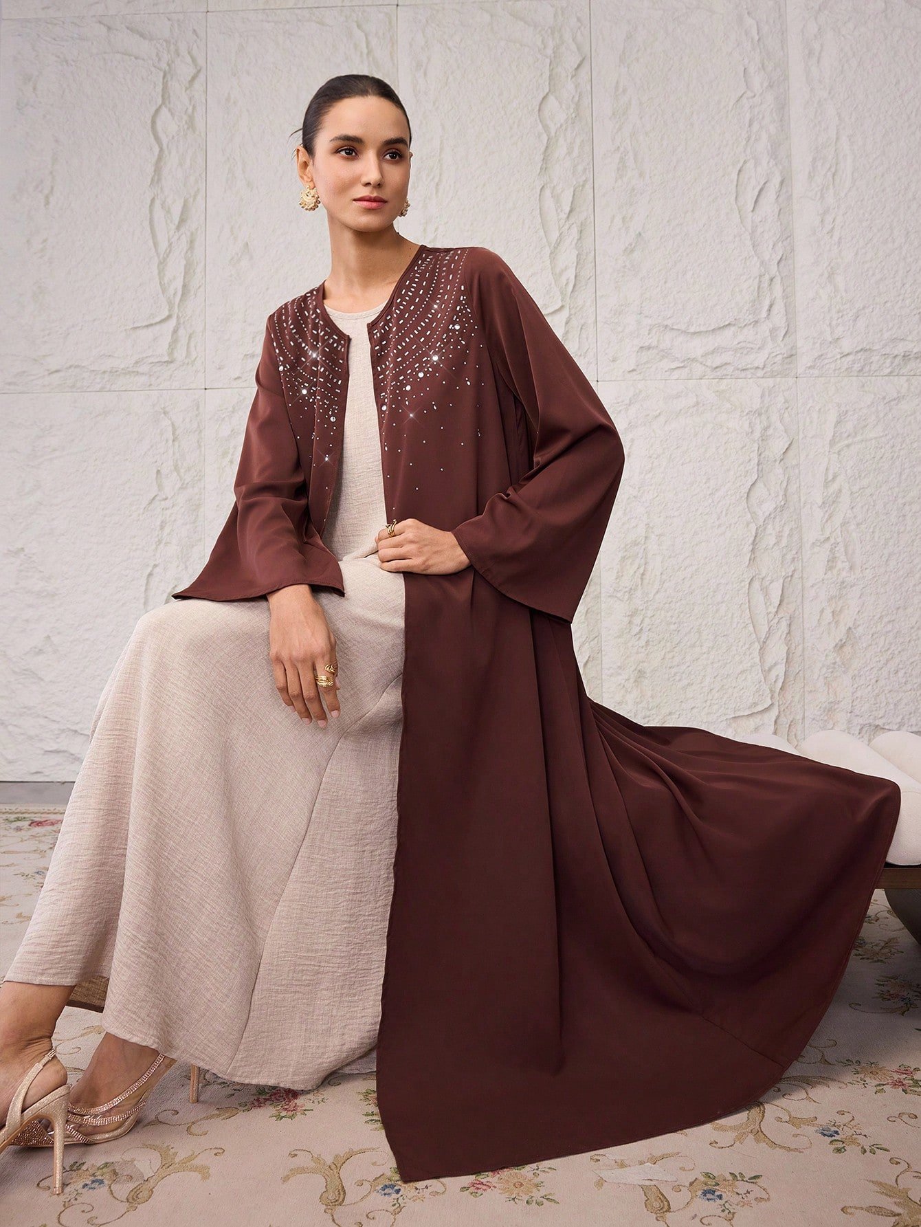 al najma عباءة نسائية أنيقة مزينة بالراين للحفلات 8