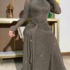 modelyn فستان نسائي بياقة عالية وأكمام طويلة، مزين بقطع شبكية على الخصر وطيات على الخصر، طول متوسط 15