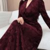 modelyn فستان طويل مطرز من الأحمر الأنيق، فستان طويل من القطيفة للنساء modelyn فستان طويل مطرز من الأحمر الأنيق، فستان طويل من القطيفة للنساء