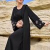 al najma عباءة نسائية فضفاضة مطرزة بالزهور مع كابوشون 6