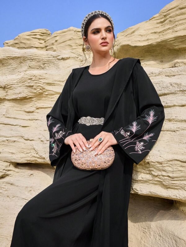al najma عباءة نسائية فضفاضة مطرزة بالزهور مع كابوشون 7