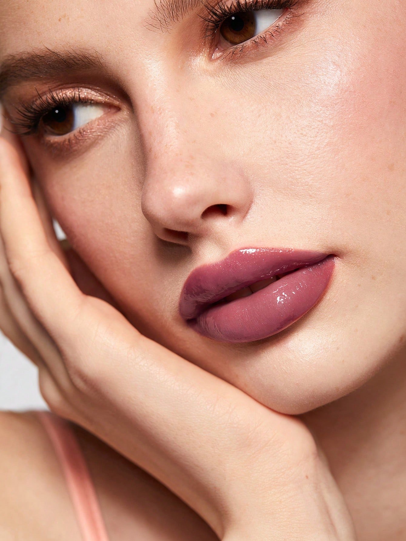 sheglam ملمع شفاه power bouquet ملمع شفاه مرطب ملون لامع من freesia زيت شفاه غير لاصق مرطب للشفاه بخلاصة الفريزيا للعناية بالشفاه ملمع شفاه بني لعيد الميلاد المجيد في الشتاء روج ملمع شفاه شفاف جلوس علامة تجارية جمال مكياج ميكب مستحضرات تجميل للنساء الفتيا 8