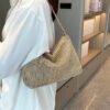 حقيبة يد أنيقة لحفلات النساء ذات لمعان ذهبي، براقة وجذابة، حقيبة يد هلال مرصعة بالراين جديدة وصلت، حقيبة كتف عصرية للحفلات والعشاء، مناسبة للفتيات والنساء والحفلات والعشاءات والمناسبات الرسمية، هدية مثالية للنساء 4