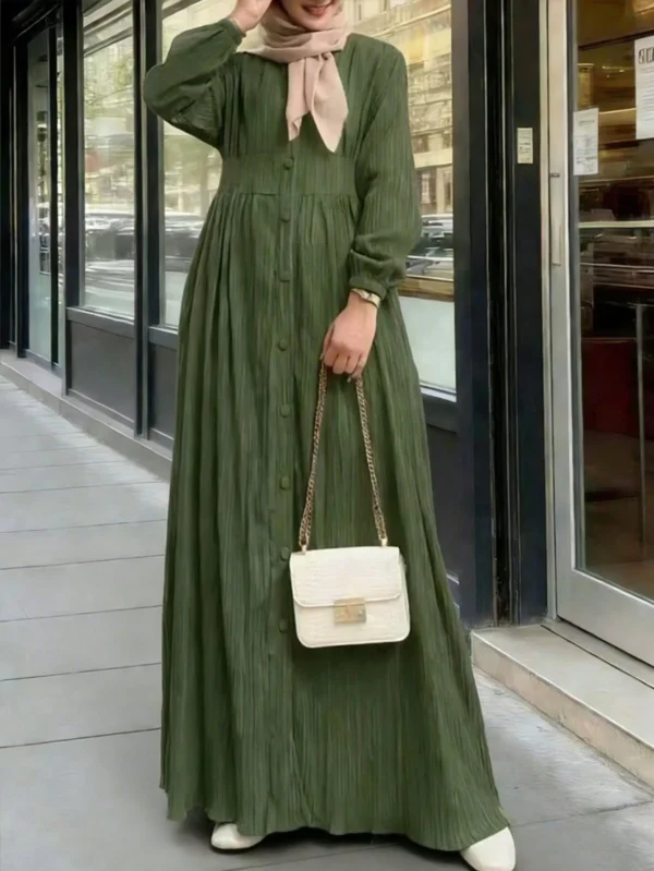 فساتين عربية طويلة الأكمام مطوية، تفاصيل أزرار، أكمام بيشوب ذات رقبة دائرية للربيع 6