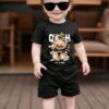 playful pals مجموعة ملابس طفل ولد مكونة من 2 قطعة: تي شيرت بياقة دائرية بأكمام قصيرة مزين بطباعة الدب والخطوط + شورت أزرق داكن، مناسبة للخروجات الصيفية 2