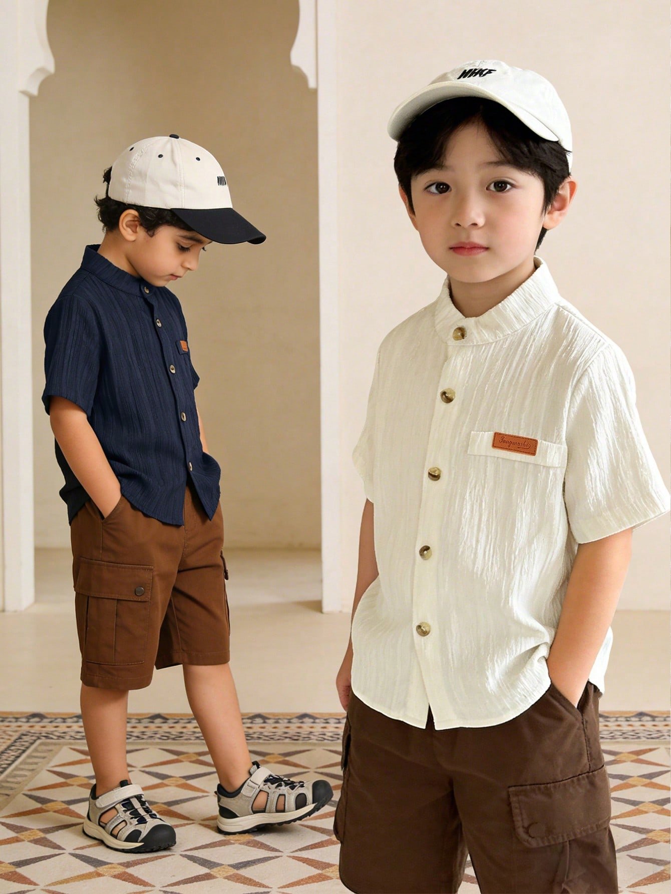 shein genkimix kids قميص كاجوال أحادي الصدر بأكمام قصيرة، لون سادة، للأولاد الصغار عمر 4 سنوات 7