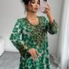 al najma فستان أنيق للنساء بياقة مستديرة وأكمام طويلة بطراز عربي al najma فستان أنيق للنساء بياقة مستديرة وأكمام طويلة بطراز عربي