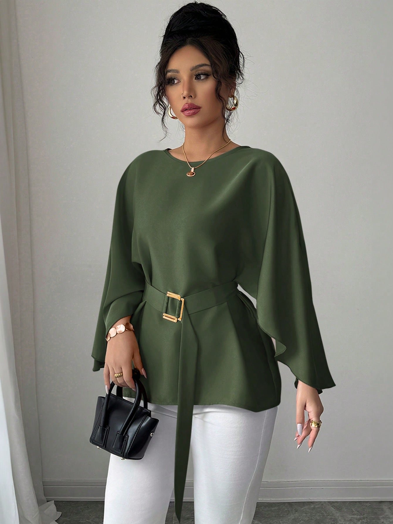 selianne بلوزة نسائية ذات أكمام خفافيش وياقة دائرية على الطريقة الفرنسية، لها ربطة بالخصر، ذات لون أحمر براق، لفصلي الربيع والصيف 12