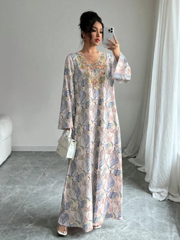 yasmyna فستان نسائي بياقة على شكل حرف v وأكمام طويلة، مطرز بترتر وطباعة ملونة فضفاض، أنيق وأنثوي بطراز عربي رومانسي 9