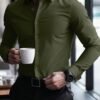 manfinity mode قميص أبيض أنيق بأكمام طويلة للارتداء الرسمي أو المكتبي مع ياقة قميص، قمصان عمل، قمصان عمل كاجوال للرجال، الخريف، الحفل 1