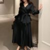 dazy مجموعة قميص وتنورة ذات لون أساسي أنيق للنساء، قميص بياقة على شكل حرف v وحزام، وتنورة على شكل حرف a، مناسبة للربيع والصيف، وحفلات الزفاف