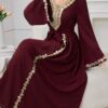 al najma فستان كاجوال للسفر والحفلات بطراز عربي، مزين بطبعات مطرزة على الياقة وبخصر مربوط بعقدة 12