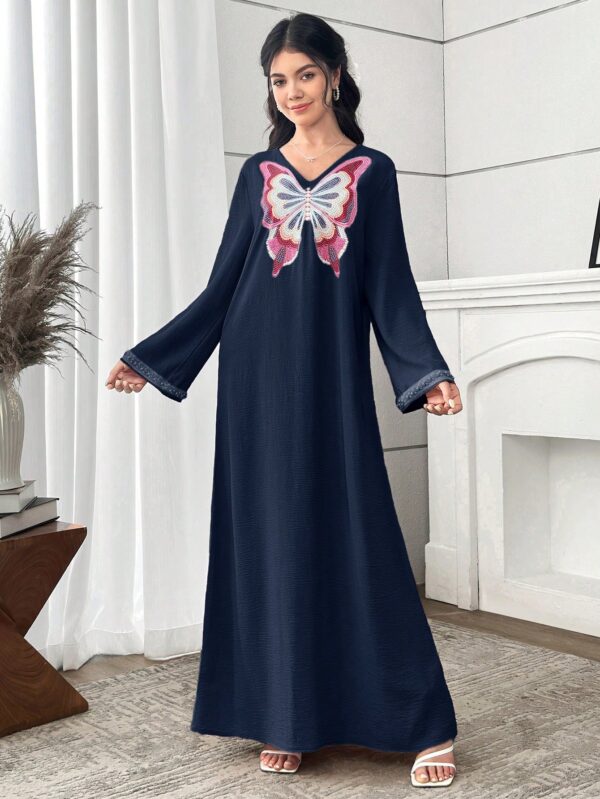 shein فستان ماكسي أزرق داكن أنيق للمراهقات، بأكمام طويلة وياقة على شكل v، مزين بشريط ذهبي وطبعات فراشات، فستان ماكسي فضفاض بياقة على شكل v على الطراز العربي، فستان للبنات للربيع والخريف للاستخدام اليومي، فستان جلابية ماكسي عربي 3