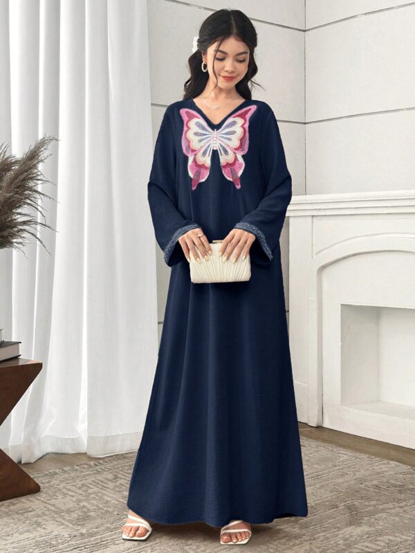 shein فستان ماكسي أزرق داكن أنيق للمراهقات، بأكمام طويلة وياقة على شكل v، مزين بشريط ذهبي وطبعات فراشات، فستان ماكسي فضفاض بياقة على شكل v على الطراز العربي، فستان للبنات للربيع والخريف للاستخدام اليومي، فستان جلابية ماكسي عربي 5