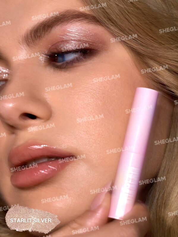 sheglam عصا ظلال العيون الكريستالية متعددة الاستخدامات بلون فضي لامع لامع يدوم طويلاً وذو صبغة عالية علامة تجارية جمال مكياج ميكب مستحضرات تجميل للنساء الفتيات مثالي لفصل الصيف الربيع مثالي ل y2k أزياء أنيقة عيد الأم هدية حفلة جاهز أفضل لون 18