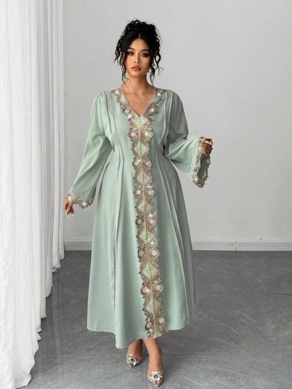 shein petite curve فستان طويل مزين بالدانتيل الأنيق، خريف/شتاء 9