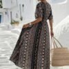 shein holidaya فستان متوسط الطول مطبوع بياقة على شكل حرف v مع خصر مطوي 2