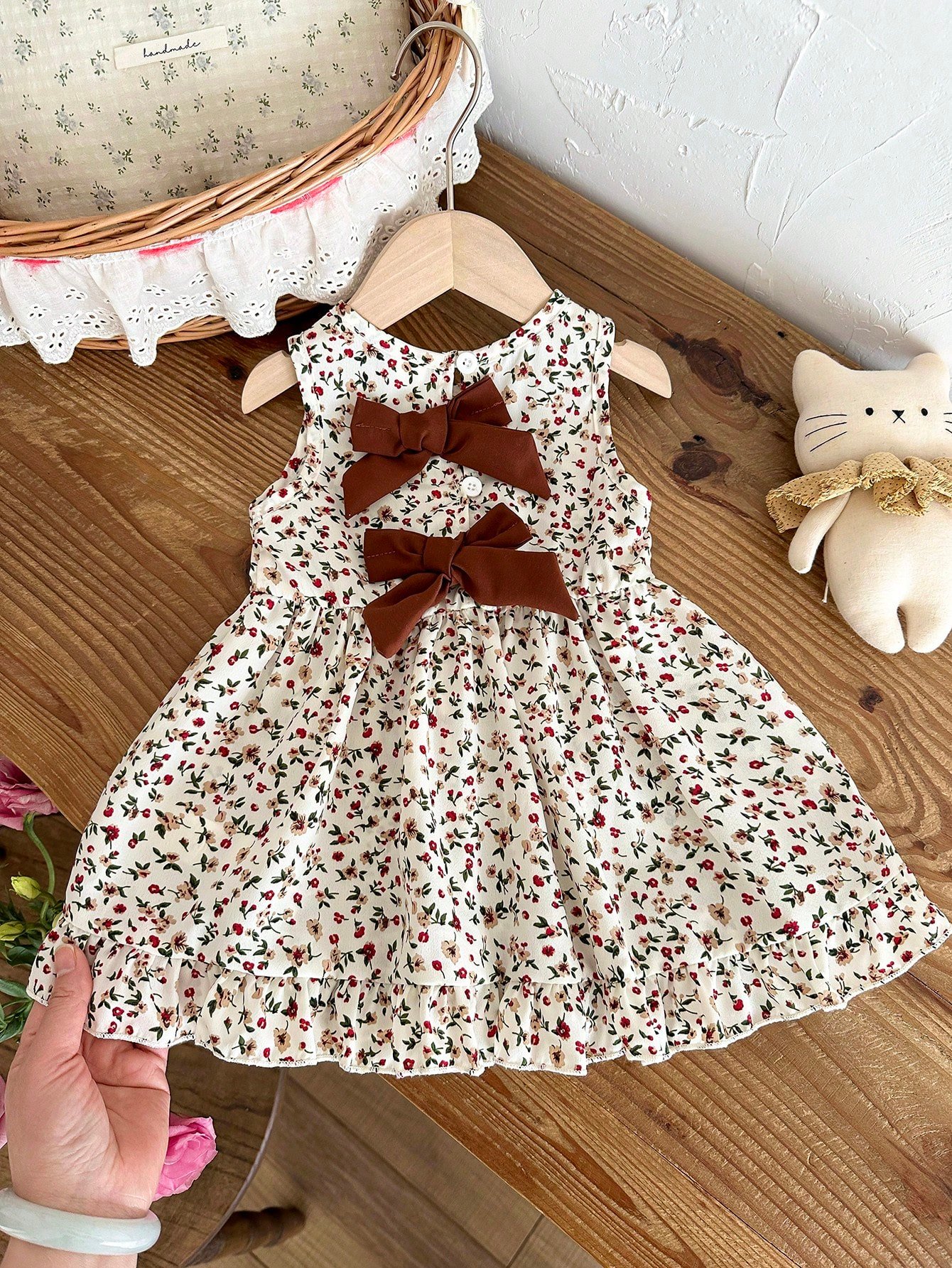 shein فستان للبنات من عمر 3 أشهر إلى 3 سنوات للخروج، قطعة واحدة بأسلوب كاجوال وجميل للارتداء اليومي في فصل الخريف، فستان كم قصير مزين بفيونكة بنية اللون 11